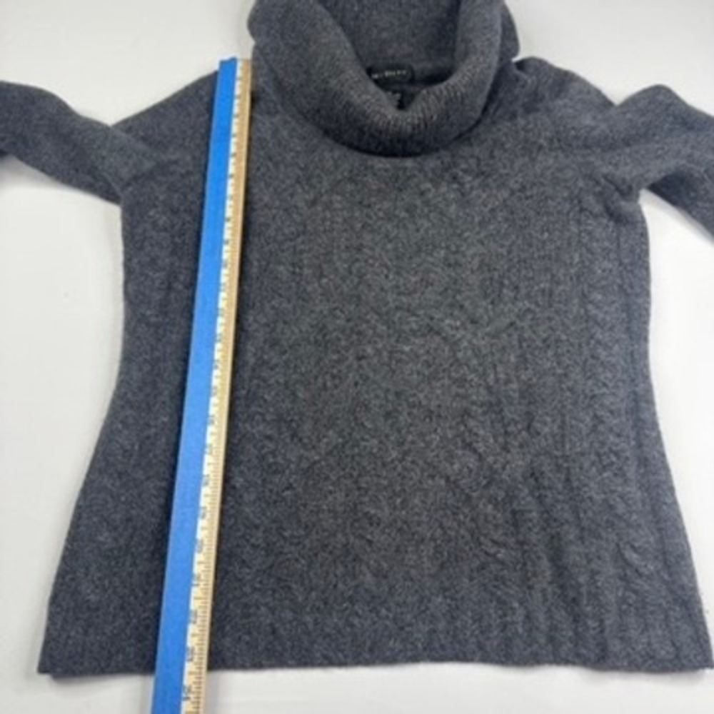 McDuff Women's Gray 100% Cashmere Cowl Neck Cable Knit Sweater Size Medium - Picture 6 of 6